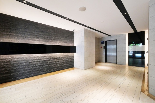 メインステージ心斎橋EASTの居間・リビング