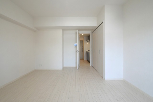 メインステージ心斎橋EASTの居間・リビング