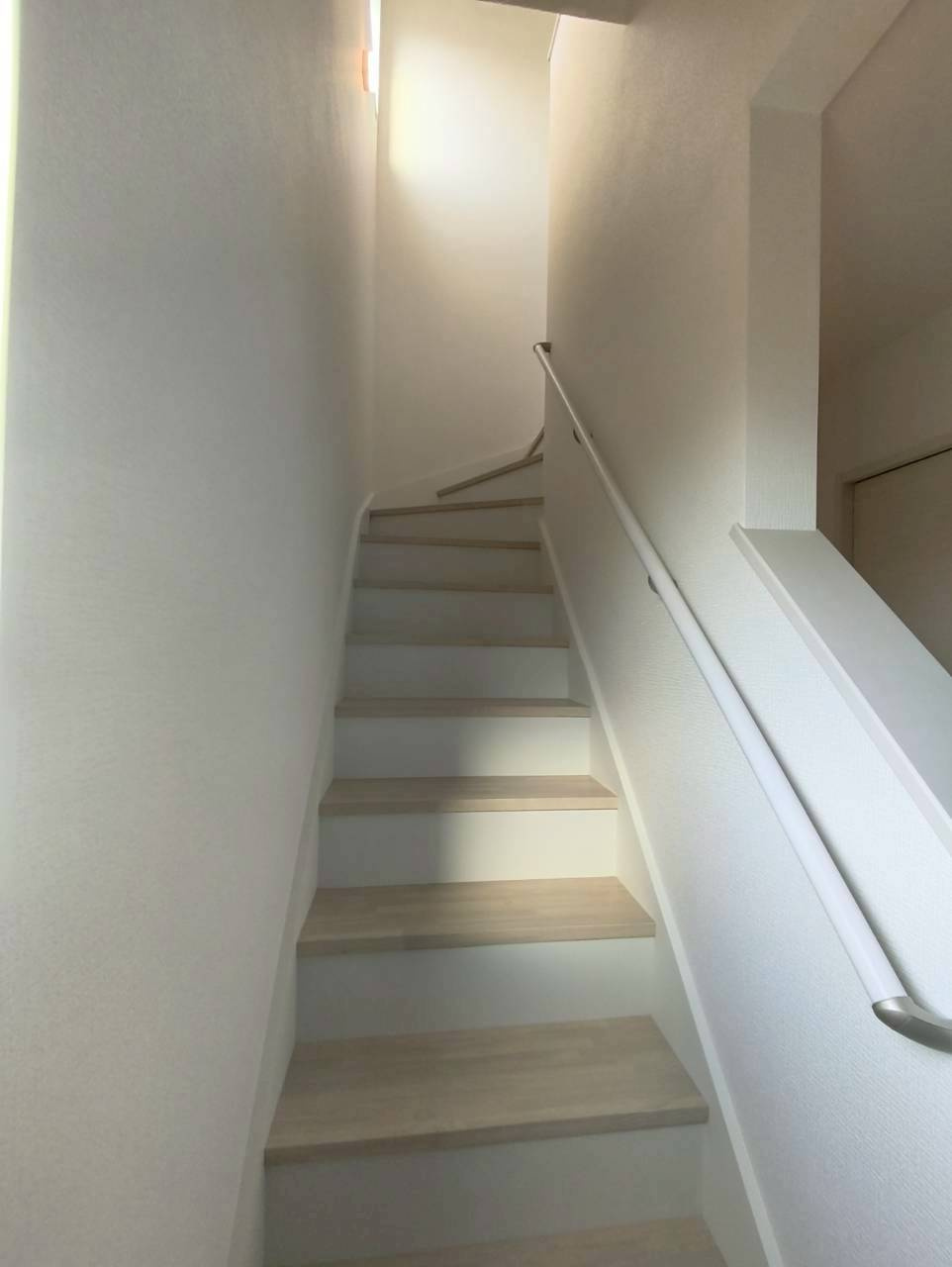 熊本市東区　尾ノ上1期　のその他|オシャレな曲線階段！