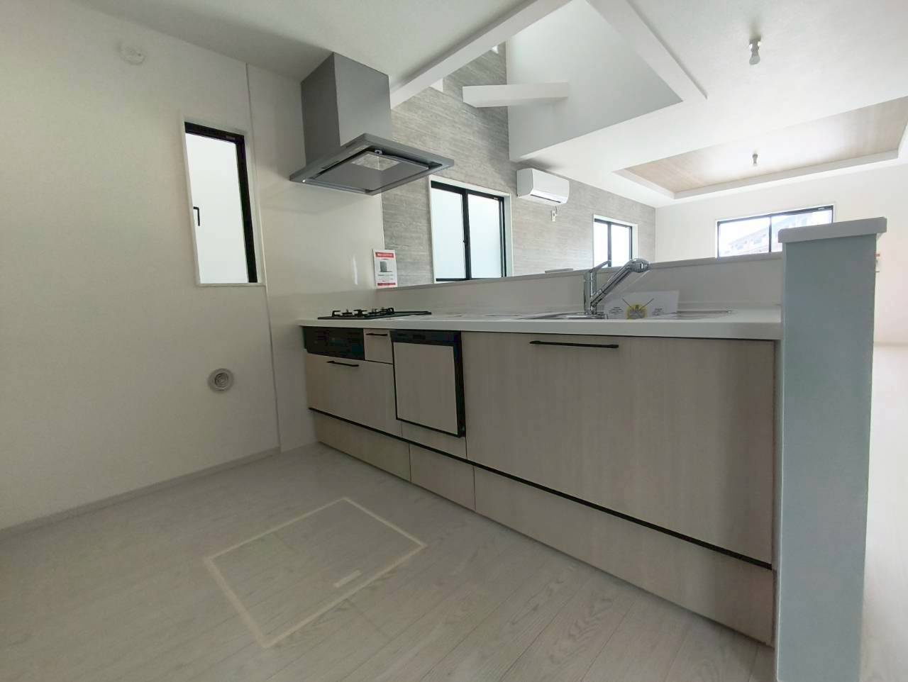 熊本市東区　尾ノ上1期　のキッチン|コンパクトなキッチンで掃除もラクラク