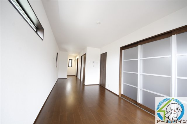 元町ハウスの居間・リビング