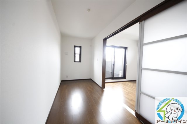 元町ハウスの洋室