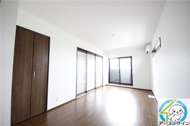 元町ハウスの居間・リビング