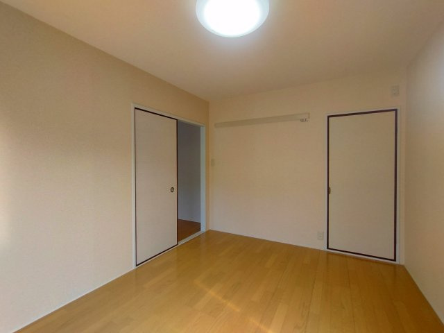 プラムハイツＢの洋室|洋室6帖