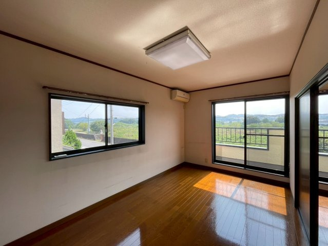 【洋室】 | 高崎市新後閑町　中古住宅