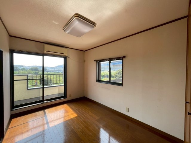 【洋室】 | 高崎市新後閑町　中古住宅