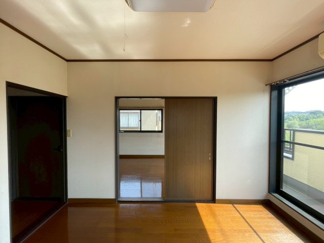 【洋室】 | 高崎市新後閑町　中古住宅