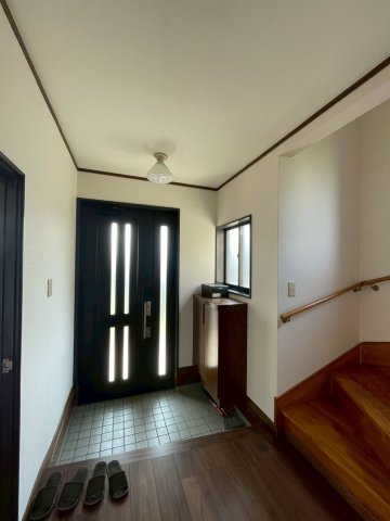 【玄関】 | 高崎市新後閑町　中古住宅