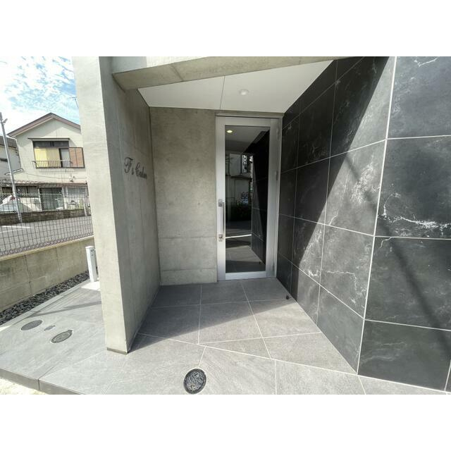 Ｔ｀ｓ　Ｃａｌｍのエントランス