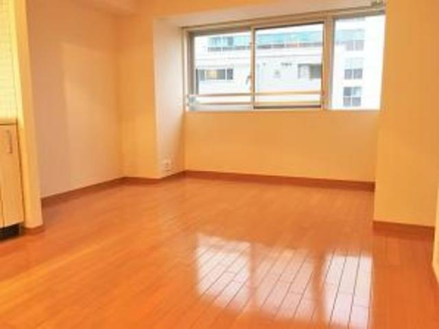 カスタリア目黒かむろ坂の居間・リビング