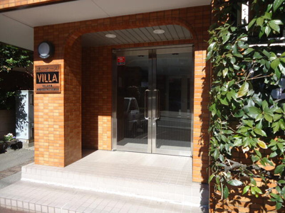 【エントランス】 | ＶＩＬＬＡ千鳥 | ゆとりのあるエントランスです