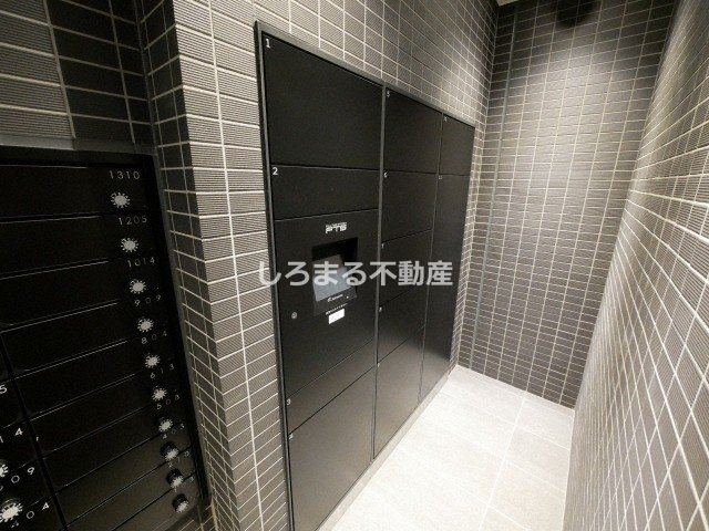 ファーストフィオーレ難波南パークサイドのエントランス