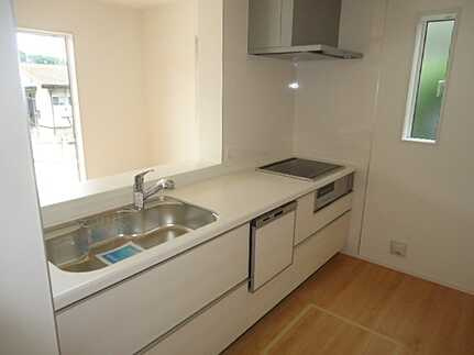 呉市焼山東1丁目　新築一戸建てのキッチン