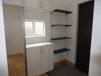 呉市焼山東1丁目　新築一戸建ての玄関