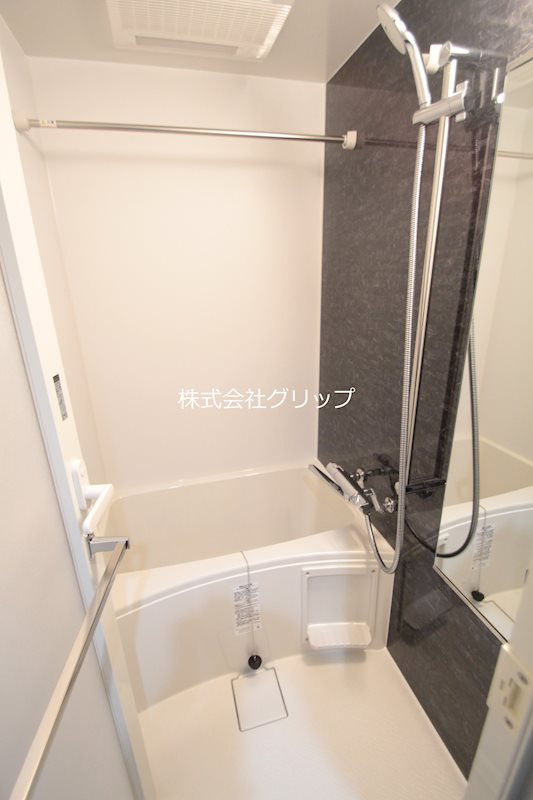 Le'a横濱阪東橋駅前の浴室