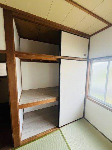 王居殿３丁目テラスハウスの和室