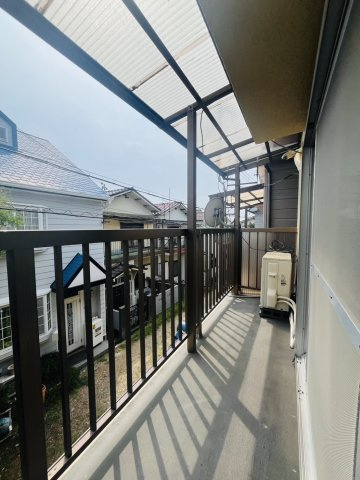 王居殿３丁目テラスハウスのバルコニー