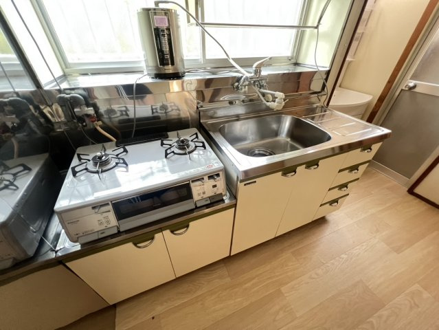王居殿３丁目テラスハウスのキッチン