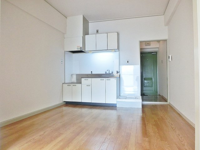 メゾンブランカの洋室