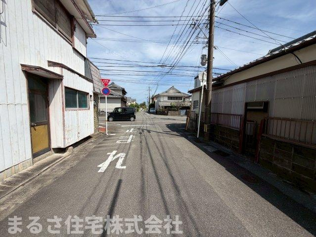 恒久3丁目　中古戸建の前面道路含む現地写真