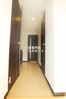 【玄関】 | フジパレス吹田イースト1番館 | 住まいの顔ともなる玄関