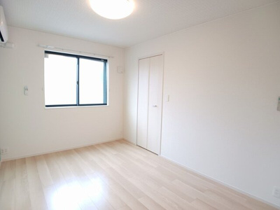 【寝室】 | グラッツェ