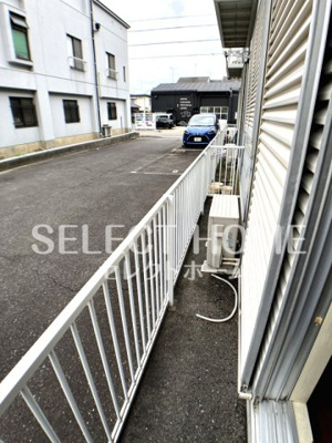 【バルコニー】 | やなぎハイツ | 暖かな日差しのふりそそぐバルコニー