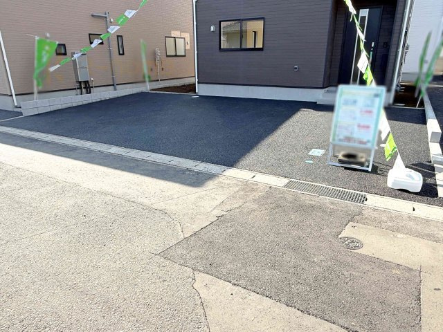 つくば市大曽根第1　新築戸建て　2号棟の駐車場|カースペースは2台お停めいただけます♪