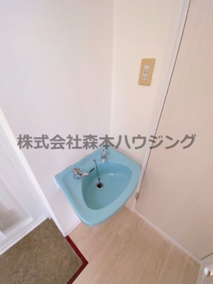 【独立洗面台】 | 　ピュアスモト　C棟 | 独立洗面台で身支度をすべて済ませてしまいましょう