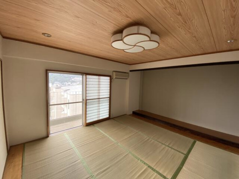 熱海来の宮マンションの和室