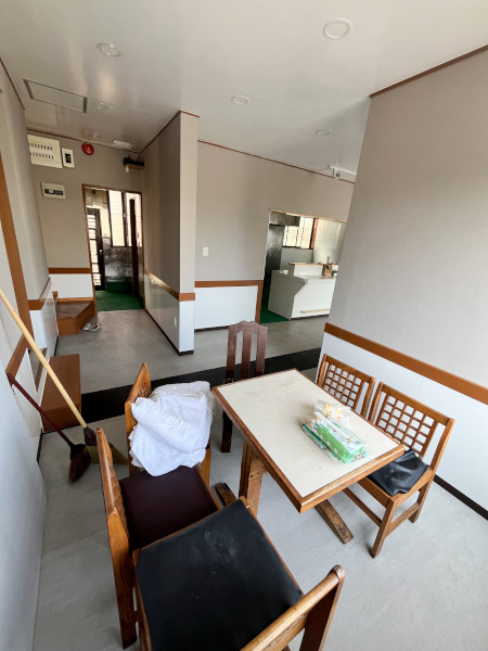 東町住居付店舗の内装