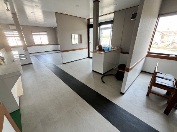 東町住居付店舗の内装