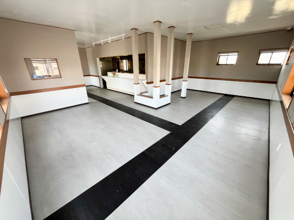 東町住居付店舗の内装