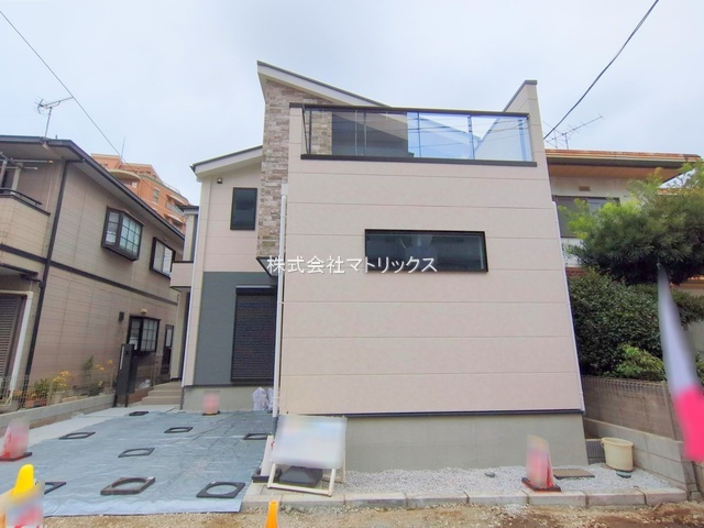 練馬区大泉学園町1丁目　太陽光パネル搭載　ハイグレード邸宅の区画図