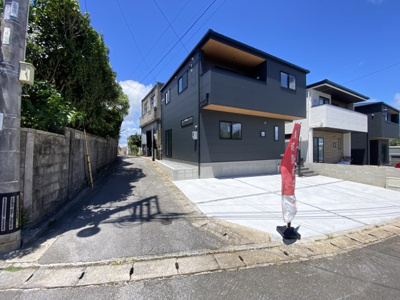 【前面道路含む現地写真】 | 金武町金武（全3棟）ラスト1号棟 | ※南西側公道約3m♪