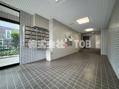 【ロビー】 | レピナールリサ