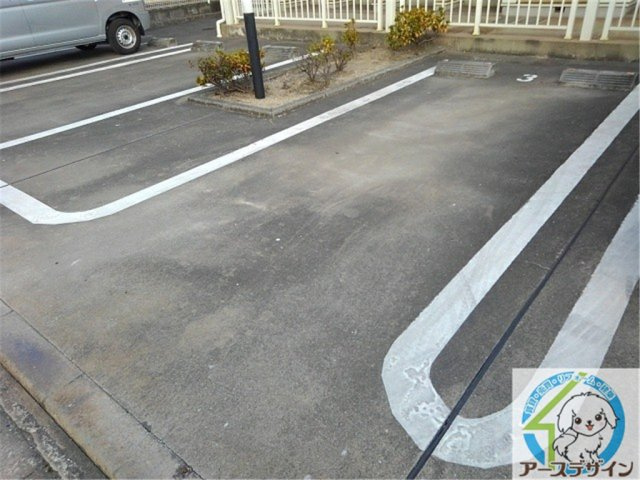 ラ・プリマヴェーラの駐車場|パース写真