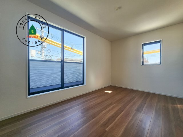 福岡市城南区長尾4丁目第2-4棟（4号棟）の寝室|主寝室には収納力に優れたクローゼットがありますので、お部屋もすっきり片付きます。