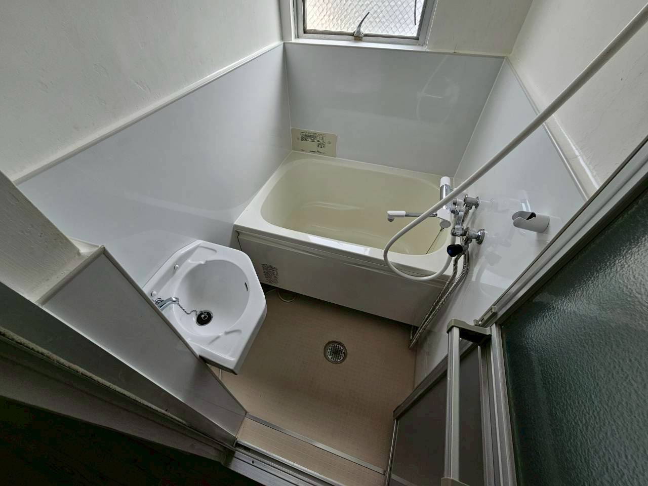 リアライズ甲南山手の浴室