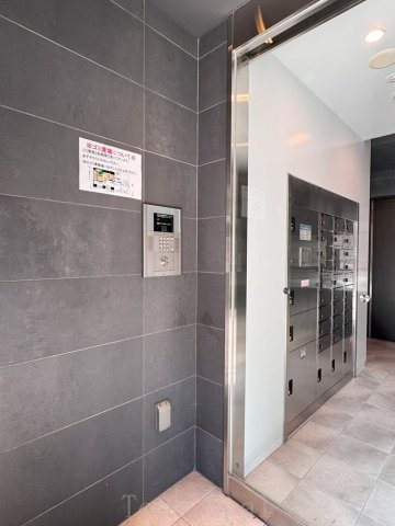 リヴシティ赤坂のエントランス