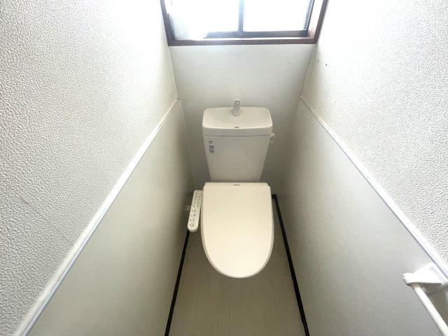 井之内K邸貸家のトイレ