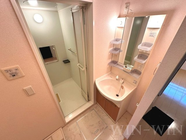 クルワシュードの洗面所|イメージ（同建物内・同間取りの写真）