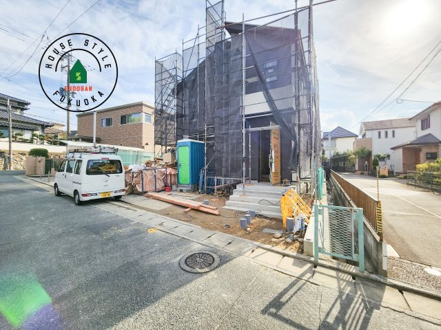 福岡市南区皿山1丁目第6-2棟（2号棟）　の前面道路含む現地写真|見学の時間などお気軽にお問い合わせ下さい。