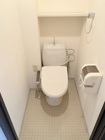 パストラルハイム幸壱番館　中央区幸１丁目のトイレ|トイレはウォッシュレット付きです。
