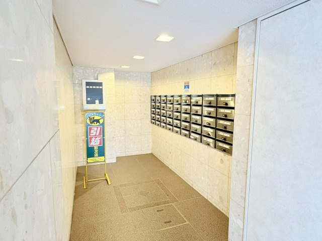 パストラルハイム幸壱番館　中央区幸１丁目の設備|郵便受けもロビーに設置されています。