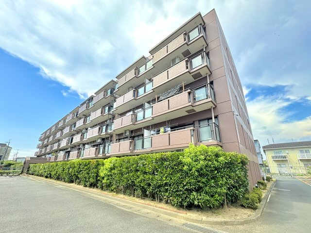 パストラルハイム幸壱番館　中央区幸１丁目の外観|築35年で鉄筋コンクリート造。清水建設の施工物件です。