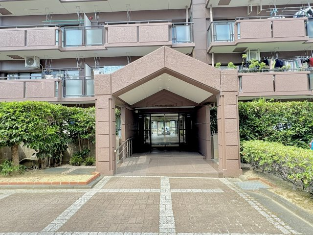 パストラルハイム幸壱番館　中央区幸１丁目|エントランスは北側、南側それぞれに設置されていています。