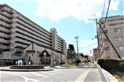 【外観】 | サンロイヤル箕面コスモ１号館