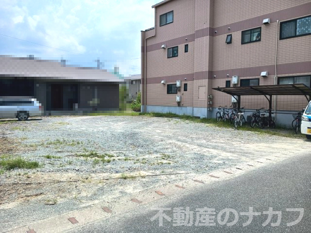 ラポールⅡパーキングの外観