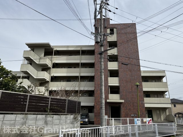 ハイツ柳井の外観